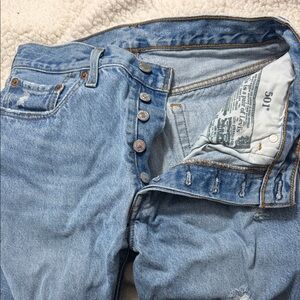 Relaxed Fit Women's Light Blue Button-Fly Jeans